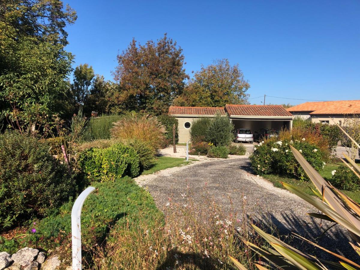 Chambres D Hotes Villa Anani Cosson Alex Barbezieux-Saint-Hilaire Esterno foto